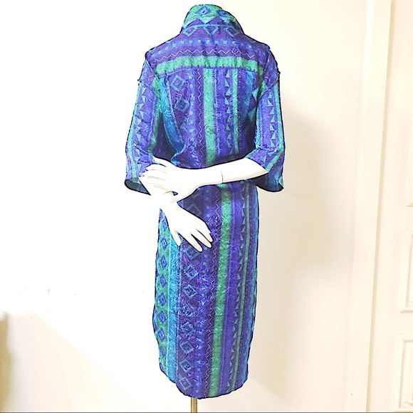 Gorgeous, Long Length Button Down Kimono Outerwear - Picture 6 of 16